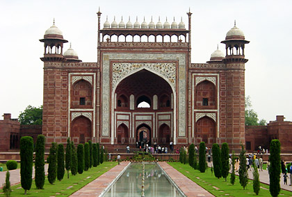 the red sandstone Great Gate - the main entrance to the Taj Mahal