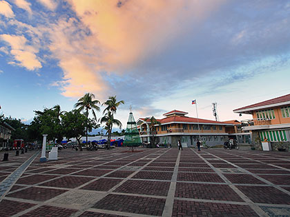 Baler municipal plaza