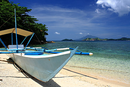 the white sand beach of Dalutan Island, Biliran
